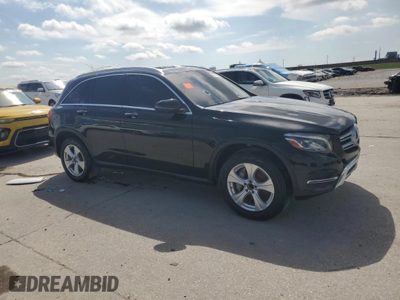2018 Mercedes-Benz GLC 300 z VIN WDC0G4JB0JV047191, wystawiony jako Copart lot #67275795 z przebiegiem Nie podano mil oraz Czysty tytuł • Clean title. Historia ofert i sprzedaży dostępna na DreamBid. Obrazek 4.
