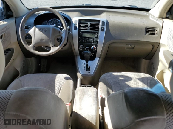 2007 Hyundai Tucson SE with VIN KM8JN12D87U634120, listed as a Copart auction lot 68284734 with 141,429 mi miles and Salvage Title. Bid and sale history available at carsss.com. Image 8.