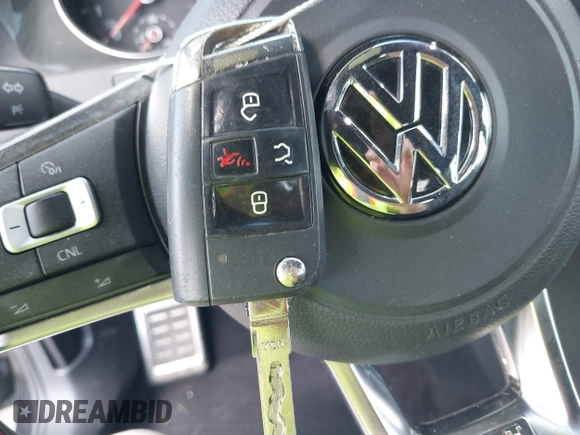 2016 Volkswagen Golf GTI SE with VIN 3VW4T7AU6GM039229, listed as a IAAI auction lot 42073161 with 74,049 mi miles. Bid and sale history available at carsss.com. Image 11.