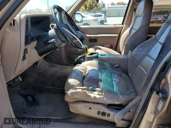 1993 Ford Explorer Eddie Bauer with VIN 1FMDU34X3PUA92606, listed as a Copart auction lot 57672895 with 72,606 mi miles and Salvage title. Bid and sale history available at DreamBid. Image 7.