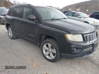 2013 Jeep Compass Sport with VIN 1C4NJDBB9DD113825, listed as a IAAI auction lot 41837328 with 79,745 mi miles. Bid and sale history available at carsss.com. Image 1.
