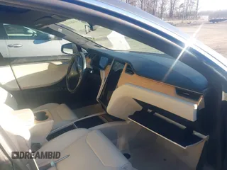 2019 Tesla Model S 75D with VIN 5YJSA1E2XKF331744, listed as a IAAI auction lot 41483173 with Not provided miles and . Bid and sale history available at DreamBid. Image 5.