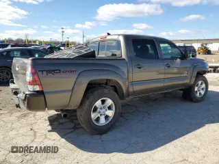2014 Toyota Tacoma with VIN 5TFLU4EN5EX091732, listed as a Copart auction lot 48037265 with 301,510 mi miles and Clean Title. Bid and sale history available at carsss.com. Image 3.