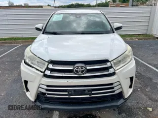 2017 Toyota Highlander LE z VIN 5TDZZRFH2HS196515, wystawiony jako Copart lot #58742435 z przebiegiem 470 022 mil mil oraz Czysty tytuł • Clean title. Historia ofert i sprzedaży dostępna na DreamBid. Obrazek 1.