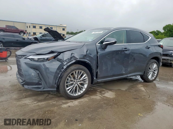 2025 Lexus NX 350 Premium z VIN 2T2GGCEZ7SC077889, wystawiony jako Copart lot #58915805 z przebiegiem 4 501 mil mil oraz Szkoda całkowita • Salvage title. Historia ofert i sprzedaży dostępna na DreamBid. Obrazek 1.