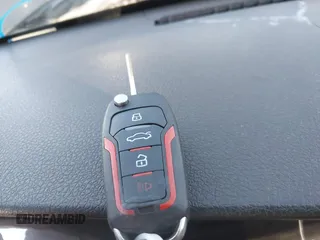 2007 Ford Mustang Deluxe с VIN 1ZVFT80N975339457, выставлен на аукционе IAAI как лот 42080705 с пробегом 174 771 миль миль и . История ставок и продаж доступна на DreamBid. Изображение 11.