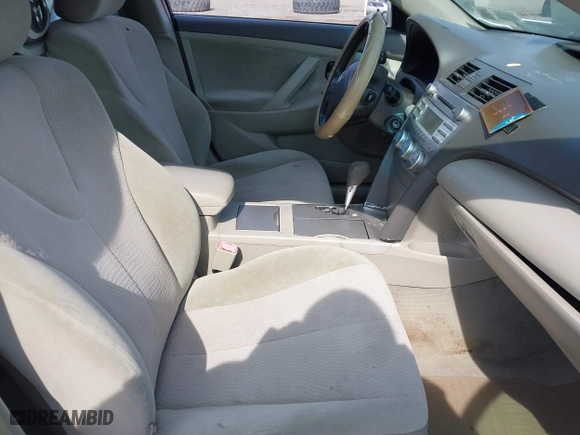 2011 Toyota Camry LE with VIN 4T1BK3EK0BU622135, listed as a IAAI auction lot 41726764 with 176,939 mi miles. Bid and sale history available at carsss.com. Image 5.
