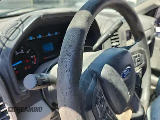 2019 Ford F-250 XL с VIN 1FT7X2B64KEE42034, выставлен на аукционе IAAI как лот 42785447 с пробегом 170 756 миль миль и . История ставок и продаж доступна на DreamBid. Изображение 16.