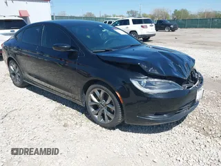 2016 Chrysler 200 S with VIN 1C3CCCBB5GN158260, listed as a IAAI auction lot 41981339 with 105,664 mi miles. Bid and sale history available at carsss.com. Image 1.