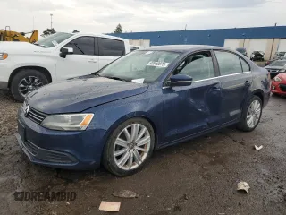2013 Volkswagen Jetta SE with VIN 3VWDX7AJ3DM443241, listed as a Copart auction lot 62910875 with 171,337 mi miles and Clean title. Bid and sale history available at DreamBid. Image 1.