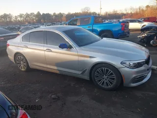2019 BMW 5 Series 540i xDrive z VIN WBAJE7C57KWW15776, wystawiony jako IAAI lot #41089486 z przebiegiem 116 264 mil mil oraz . Historia ofert i sprzedaży dostępna na DreamBid. Obrazek 13.