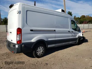 2018 Ford Transit z VIN 1FTYR2CMXJKA73854, wystawiony jako Copart lot #81051414 z przebiegiem Nie podano mil oraz Szkody całkowita. Historia ofert i sprzedaży dostępna na DreamBid. Obrazek 3.