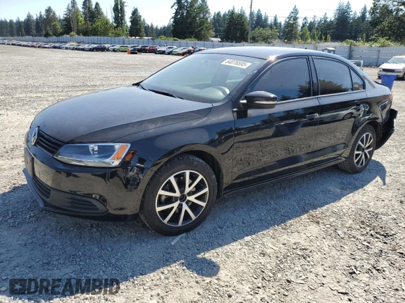 2014 Volkswagen Jetta SE z VIN 3VWD17AJ2EM397825, wystawiony jako Copart lot #64076595 z przebiegiem 61 691 mil mil oraz Szkoda całkowita • Salvage title. Historia ofert i sprzedaży dostępna na DreamBid. Obrazek 1.