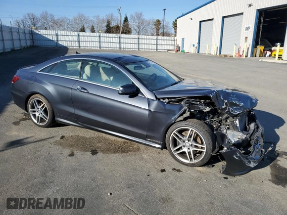 2016 Mercedes-Benz E-Class E 400 with VIN WDDKJ6FB8GF329415, listed as a Copart auction lot 88172405 with 69,700 mi miles and Salvage Title. Bid and sale history available at carsss.com. Image 4.