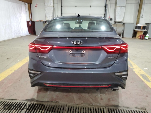 2021 Kia Forte GT-Line with VIN 3KPF34AD5ME273264, listed as a Copart auction lot 58869625 with 32,569 mi miles and Salvage title. Bid and sale history available at DreamBid. Image 6.