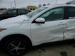 2022 Honda HR-V EX with VIN 3CZRU6H59NM731118, listed as a Copart auction lot 44976345 with 66,595 mi miles and Salvage Title. Bid and sale history available at carsss.com. Image 11.