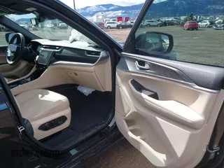 2023 Jeep Grand Cherokee Limited z VIN 1C4RJKBG6P8859034, wystawiony jako IAAI lot #41763549 z przebiegiem 24 476 mil mil oraz . Historia ofert i sprzedaży dostępna na DreamBid. Obrazek 5.