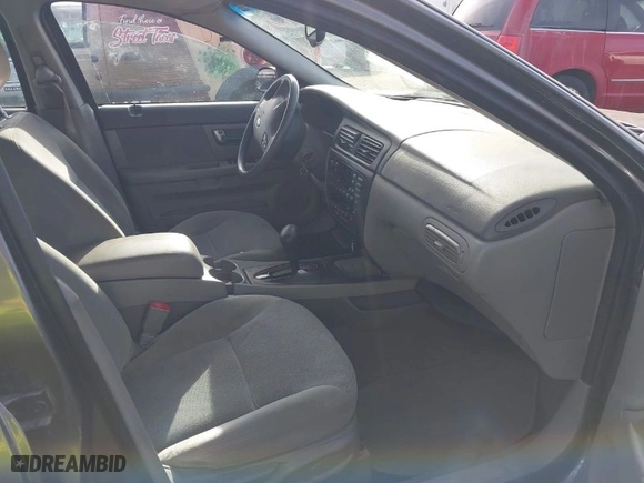 2002 Ford Taurus SEL with VIN 1FAFP56S52A207465, listed as a IAAI auction lot 41218559 with 170,003 mi miles. Bid and sale history available at carsss.com. Image 5.