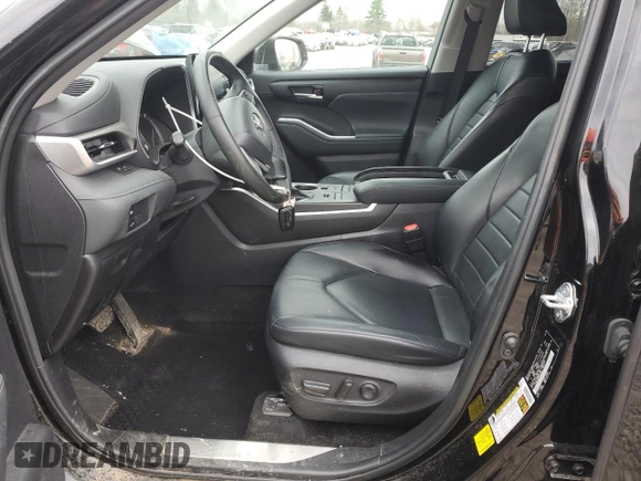 2022 Toyota Highlander XLE z VIN 5TDHZRBH5NS584920, wystawiony jako Copart lot #54503915 z przebiegiem 24 535 mil mil oraz Szkoda całkowita • Salvage title. Historia ofert i sprzedaży dostępna na DreamBid. Obrazek 7.