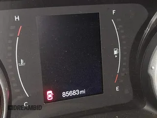 2021 Jeep Compass Altitude with VIN 3C4NJCBB4MT587363, listed as a IAAI auction lot 42540626 with 85,683 mi miles and . Bid and sale history available at DreamBid. Image 14.