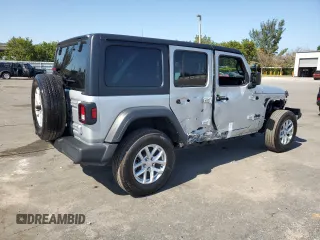 2023 Jeep Wrangler Willys with VIN 1C4HJXDNXPW702199, listed as a Copart auction lot 53815985 with 24,943 mi miles and Clean Title. Bid and sale history available at DreamBid. Image 3.