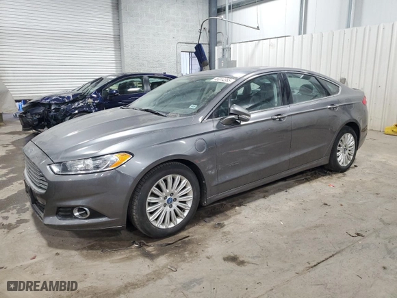2013 Ford Fusion Energi Titanium with VIN 3FA6P0SU2DR331969, listed as a Copart auction lot 46814385 with 146,303 mi miles and Non Repairable. Bid and sale history available at carsss.com. Image 1.
