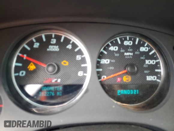2008 Chevrolet Suburban LTZ with VIN 3GNFK16308G157294, listed as a Copart auction lot 57337905 with 312,276 mi miles and Clean title. Bid and sale history available at DreamBid. Image 9.