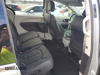 2017 Chrysler Pacifica Touring L with VIN 2C4RC1BG2HR552731, listed as a Copart auction lot 75826124 with Not Provided miles and Salvage Title. Bid and sale history available at DreamBid. Image 11.