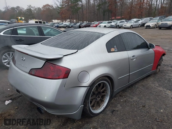 2005 Infiniti G35 Coupe with VIN JNKCV54E75M423240, listed as a IAAI auction lot 41103597 with 121,413 mi miles. Bid and sale history available at carsss.com. Image 4.