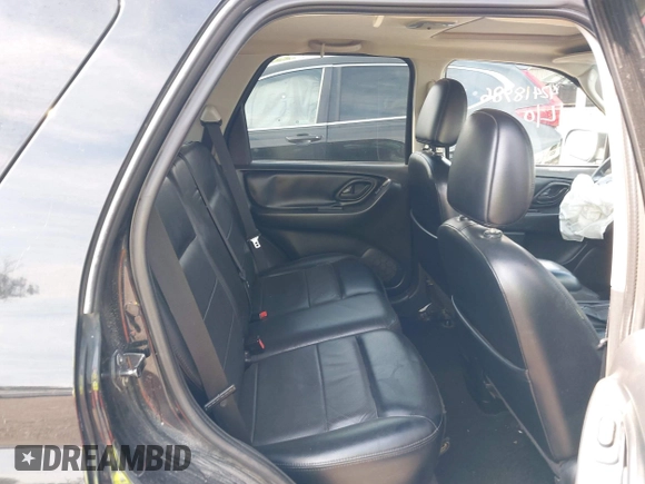 2005 Ford Escape Limited with VIN 1FMYU94175KB42352, listed as a IAAI auction lot 42418986 with 245,012 mi miles and . Bid and sale history available at DreamBid. Image 8.