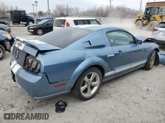 2006 Ford Mustang GT Deluxe with VIN 1ZVFT82H165190693, listed as a Copart auction lot 47121705 with 0 mi miles and Salvage Title. Bid and sale history available at carsss.com. Image 3.