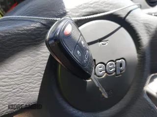 2005 Jeep Liberty Limited with VIN 1J4GL58K05W678660, listed as a IAAI auction lot 42624587 with 135,214 mi miles and . Bid and sale history available at DreamBid. Image 11.