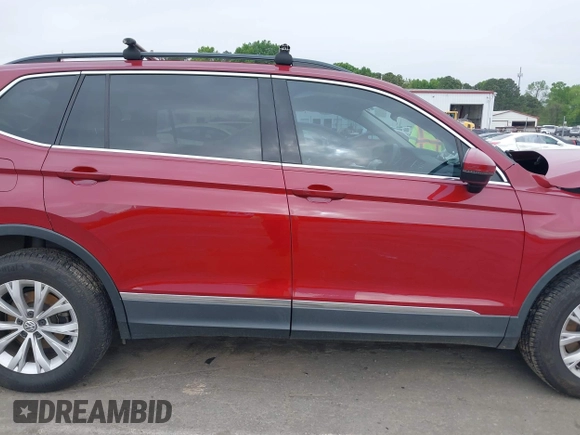 2018 Volkswagen Tiguan SEL with VIN 3VV3B7AXXJM086672, listed as a IAAI auction lot 42006533 with 90,511 mi miles and . Bid and sale history available at DreamBid. Image 13.