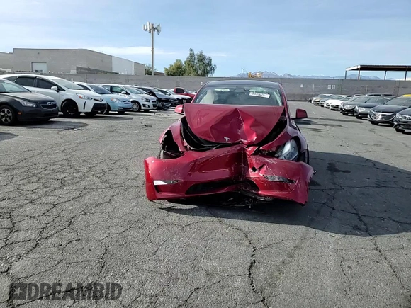 2024 Tesla Model Y Performance z VIN 7SAYGDEF7RF128112, wystawiony jako Copart lot #85596764 z przebiegiem Nie podano mil oraz Szkoda całkowita • Salvage title. Historia ofert i sprzedaży dostępna na DreamBid. Obrazek 12.