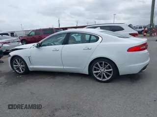 2015 Jaguar XF V6 Portfolio with VIN SAJWA0F7XF8U88039, listed as a IAAI auction lot 41459904 with 83,927 mi miles. Bid and sale history available at carsss.com. Image 14.