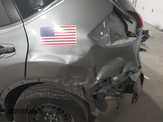 2018 Nissan Rogue SV z VIN KNMAT2MV2JP535949, wystawiony jako IAAI lot #41855597 z przebiegiem 71 677 mil mil oraz . Historia ofert i sprzedaży dostępna na DreamBid. Obrazek 6.