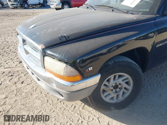 2000 Dodge Dakota Sport with VIN 1B7GL2AN2YS776819, listed as a IAAI auction lot 42066658 with 250,880 mi miles and . Bid and sale history available at carsss.com. Image 12.