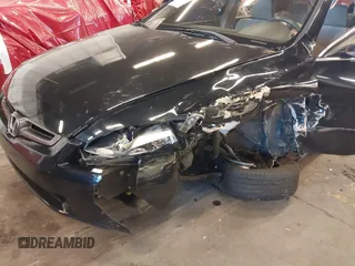 2005 Honda Accord LX z VIN 1HGCM56405A124605, wystawiony jako IAAI lot #41291090 z przebiegiem 206 762 mil mil oraz . Historia ofert i sprzedaży dostępna na DreamBid. Obrazek 6.