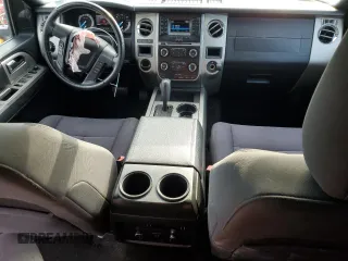 2015 Ford Expedition XLT z VIN 1FMJU1HT1FEF19045, wystawiony jako Copart lot #53146575 z przebiegiem 170 896 mil mil oraz Szkoda całkowita • Salvage title. Historia ofert i sprzedaży dostępna na DreamBid. Obrazek 8.