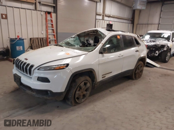 2016 Jeep Cherokee Latitude with VIN 1C4PJMCS1GW314036, listed as a IAAI auction lot 41303805 with 121,551 mi miles. Bid and sale history available at carsss.com. Image 17.