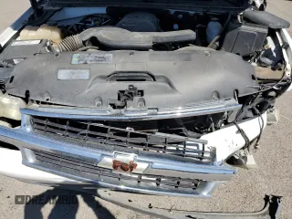 2004 Chevrolet Tahoe LT with VIN 1GNEC13TX4J312715, listed as a Copart auction lot 71969584 with 207,245 mi miles and Salvage Title. Bid and sale history available at carsss.com. Image 12.