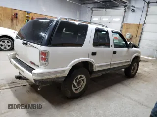 1996 GMC Jimmy SL with VIN 1GKDT13W3T2555469, listed as a Copart auction lot 66480124 with 0 mi miles and Clean Title. Bid and sale history available at carsss.com. Image 3.