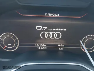 2017 Audi Q7 Premium Plus with VIN WA1LAAF78HD004770, listed as a IAAI auction lot 41251276 with 127,854 mi miles. Bid and sale history available at carsss.com. Image 16.