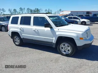 2017 Jeep Patriot Sport SE with VIN 1C4NJPBA5HD204220, listed as a IAAI auction lot 41781856 with 128,123 mi miles and . Bid and sale history available at DreamBid. Image 1.
