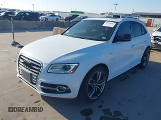 2015 Audi SQ5 Premium Plus with VIN WA1CGAFP9FA104924, listed as a IAAI auction lot 41198592 with 123,882 mi miles. Bid and sale history available at carsss.com. Image 2.