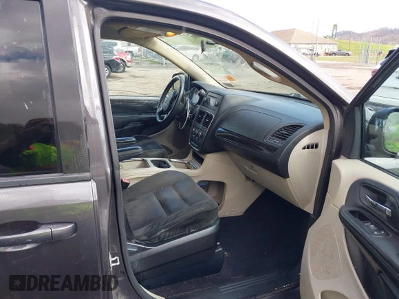 2015 Dodge Grand Caravan SXT with VIN 2C4RDGCG8FR541373, listed as a IAAI auction lot 41990500 with 114,100 mi miles and . Bid and sale history available at DreamBid. Image 5.