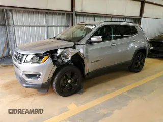 2019 Jeep Compass Latitude with VIN 3C4NJDBB1KT674981, listed as a Copart auction lot 61162025 with 29,360 mi miles and Salvage title. Bid and sale history available at DreamBid. Image 1.