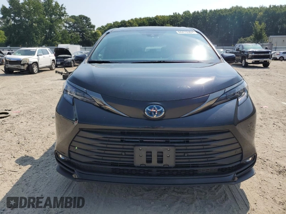 2024 Toyota Sienna LE with VIN 5TDCSKFC6RS111621, listed as a Copart auction lot 74657494 with 19,733 mi miles and Salvage Title. Bid and sale history available at carsss.com. Image 5.