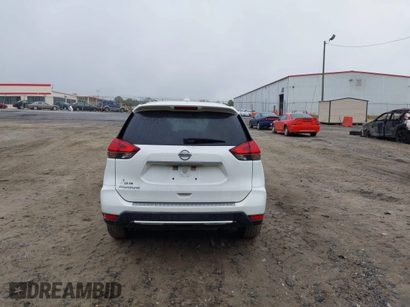 2017 Nissan Rogue SV with VIN KNMAT2MTXHP513920, listed as a IAAI auction lot 40800668 with 105,460 mi miles. Bid and sale history available at carsss.com. Image 17.