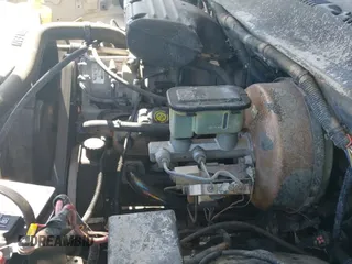 1997 Dodge 1500 z VIN 3B7HC13Y6VG791557, wystawiony jako IAAI lot #42069021 z przebiegiem 139 908 mil mil oraz . Historia ofert i sprzedaży dostępna na DreamBid. Obrazek 12.